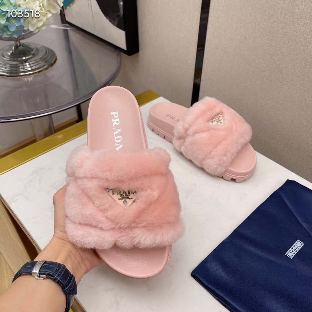 P style winter new women slippers-Luxeon