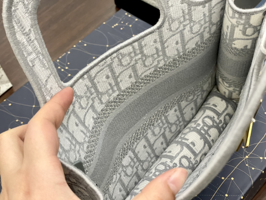 D style Mini Book Tote Handbags-Luxeon