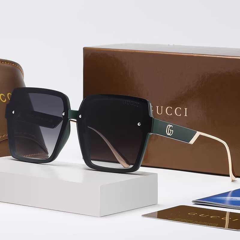 Gucc Vintage Women's Sunglasses-Luxeon