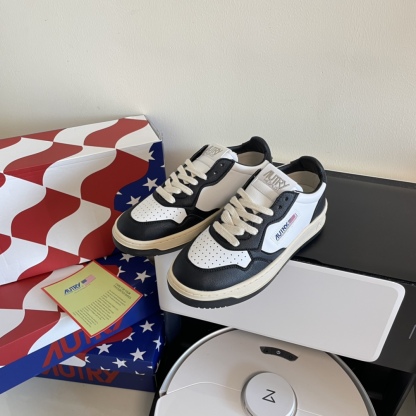 AUTRY new women vulanized shoes sports shoes-Luxeon