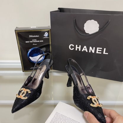 C style Vintage double-C sandals-Luxeon