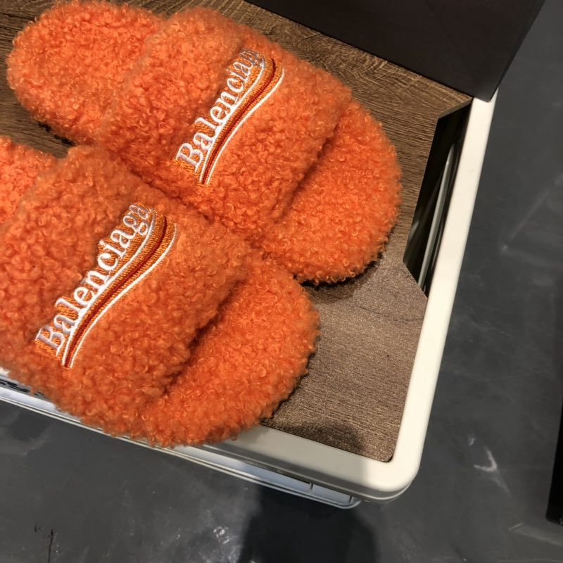 B style new women fur slippers with logo upper-Luxeon