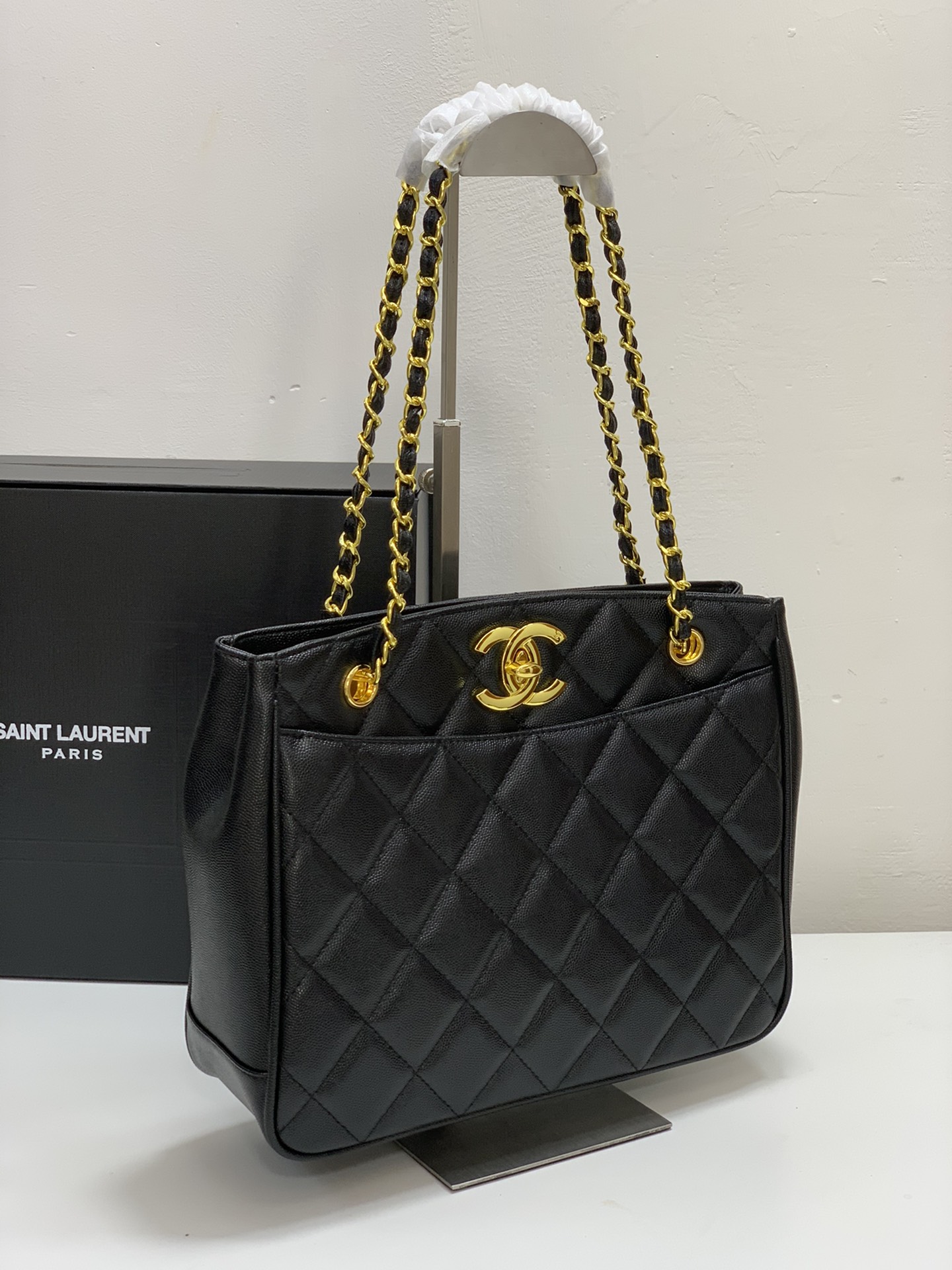 C style vintage handbag-Luxeon