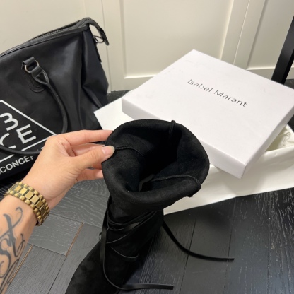 Isabel Marant strips style high knee boots-Luxeon