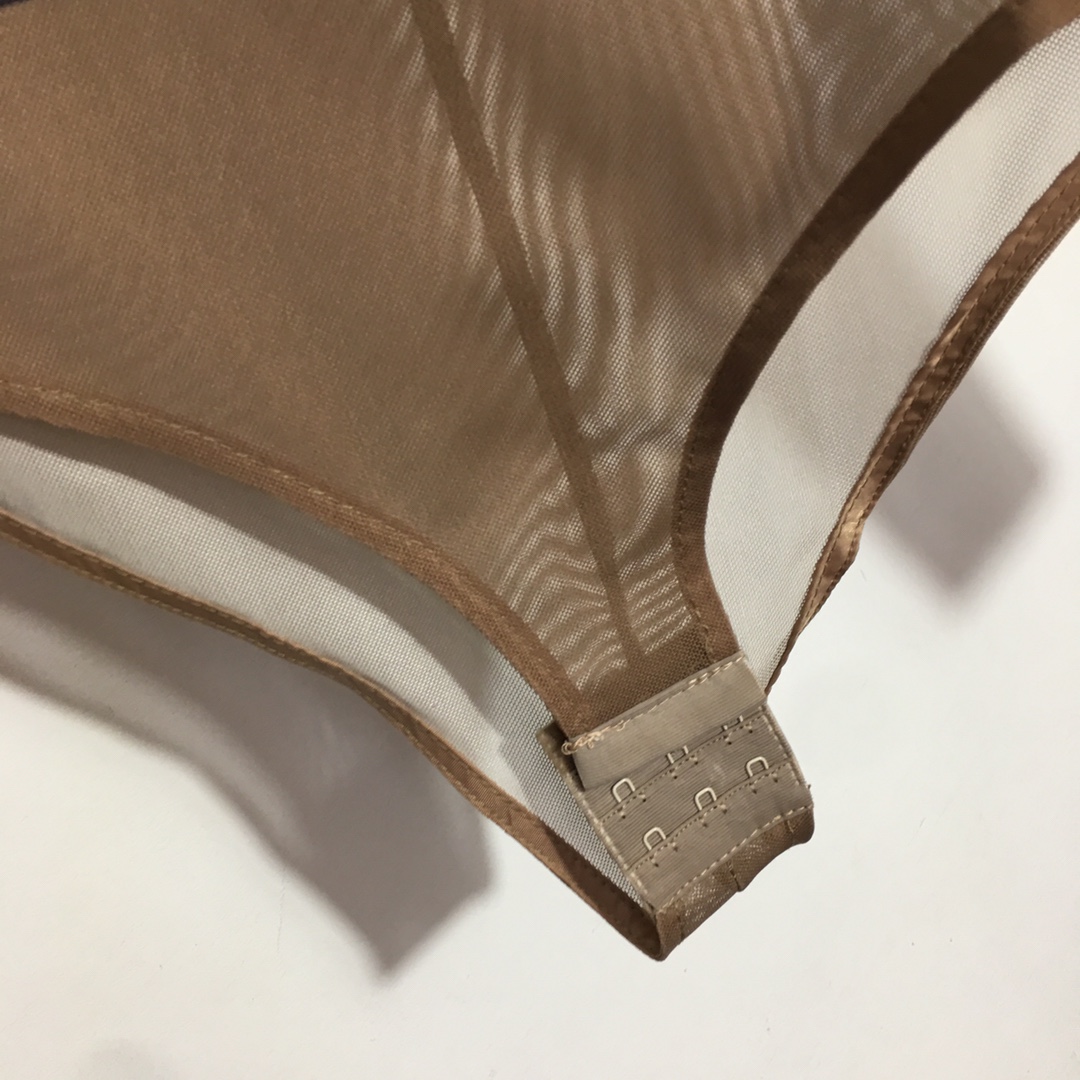 Burberry one-piece yoga wear-Luxeon