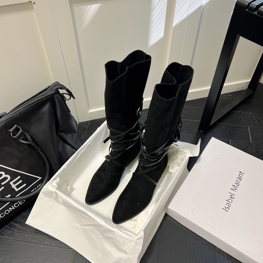 Isabel Marant strips style high knee boots-Luxeon