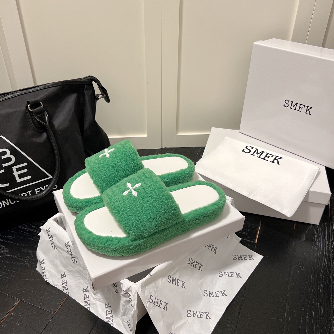 SMFK new wool fuzz slippers-Luxeon