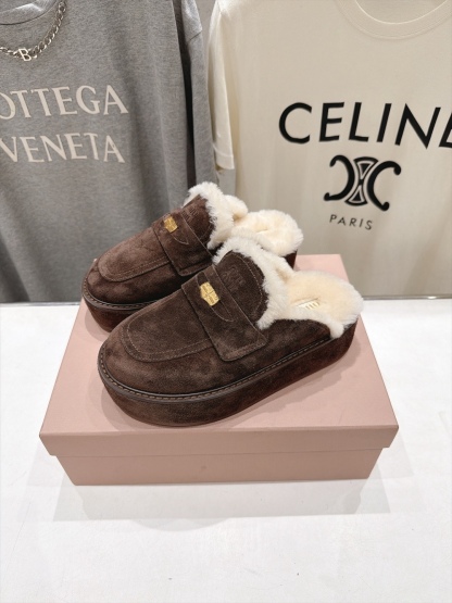 Platform wool slippers 35-40