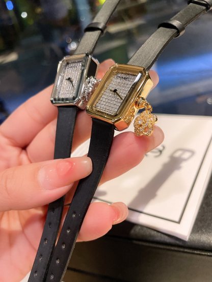 C style Première Mini Silk Leather Watchband Women Watch Elegant-Luxeon