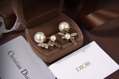 D style's New Bee Earrings Are Beautiful And Romantic-Luxeon