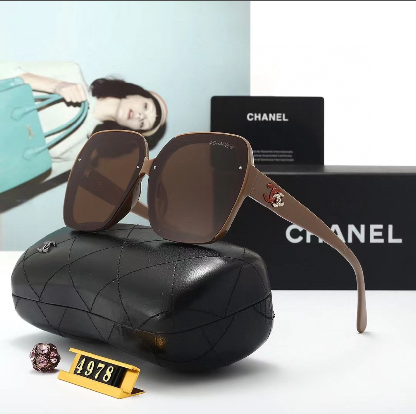 C style fashion square frame sunglasses-Luxeon