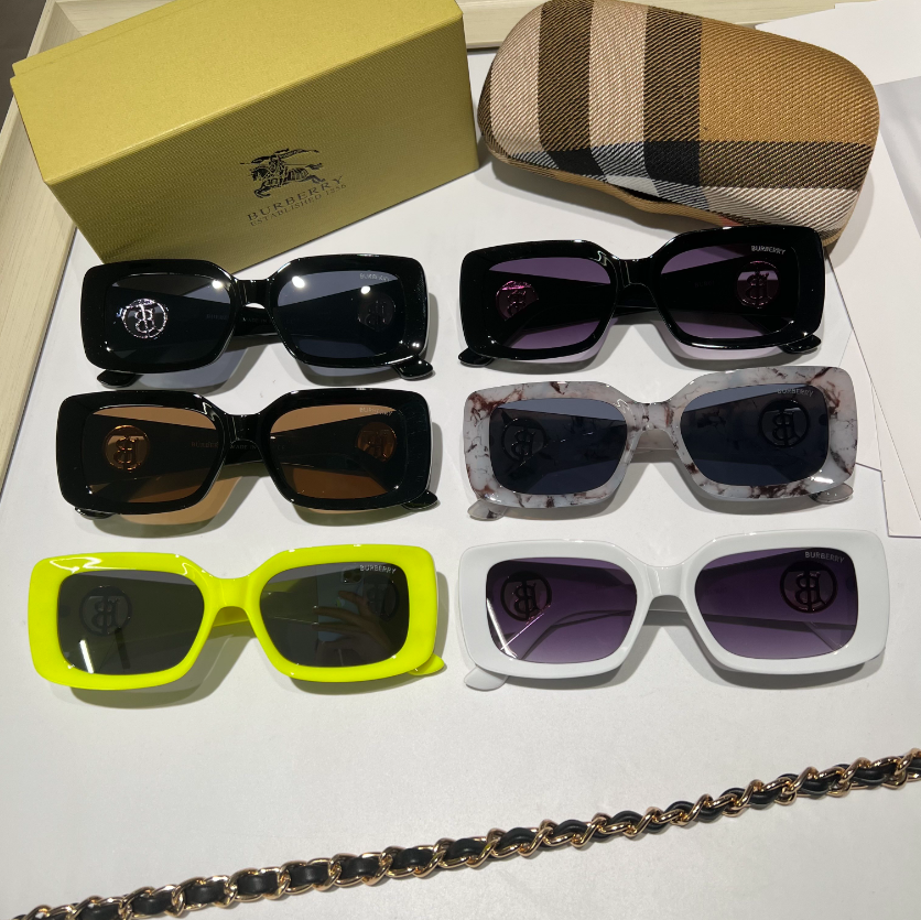Burberry fashion thick frame sunglasses-Luxeon