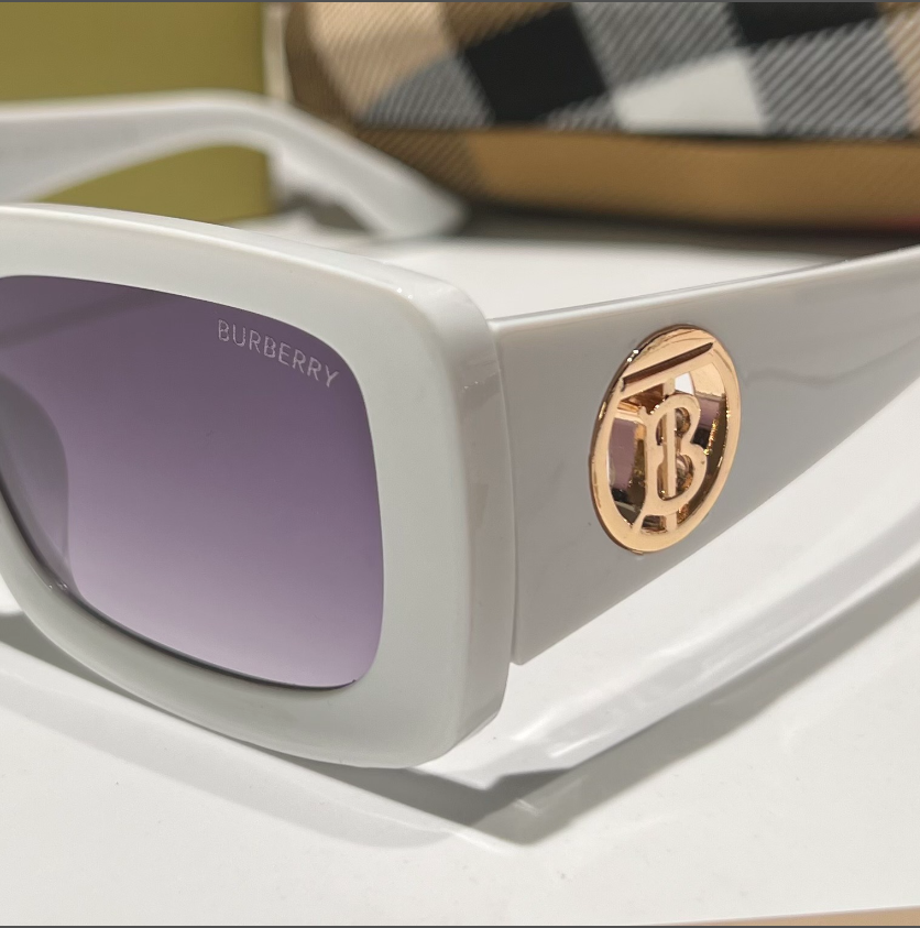 Burberry fashion thick frame sunglasses-Luxeon
