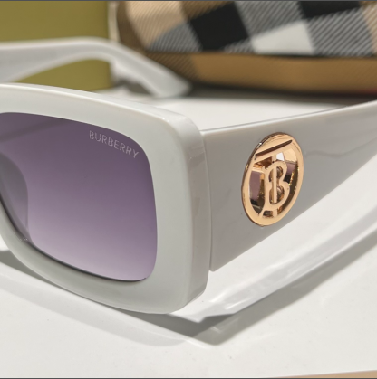 Burberry fashion thick frame sunglasses-Luxeon