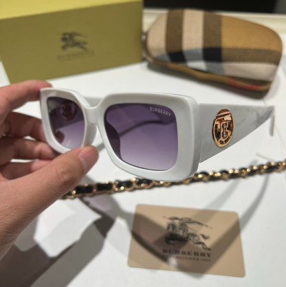 Burberry fashion thick frame sunglasses-Luxeon