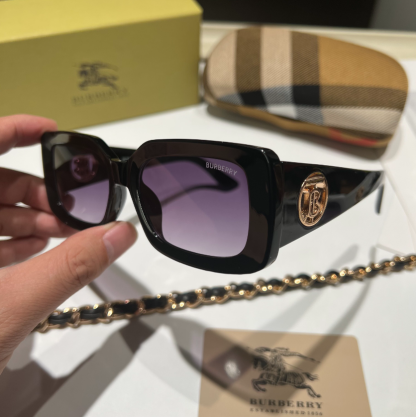 Burberry fashion thick frame sunglasses-Luxeon