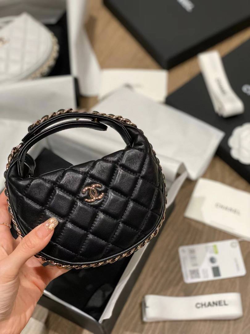 C style New MINI handbag with metal chain-Luxeon