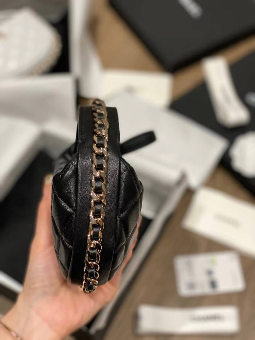 C style New MINI handbag with metal chain-Luxeon