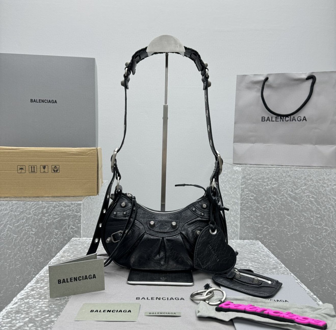 B style Crossbody Bags