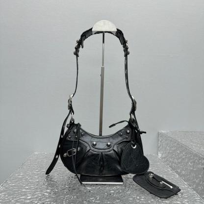 B style Crossbody Bags