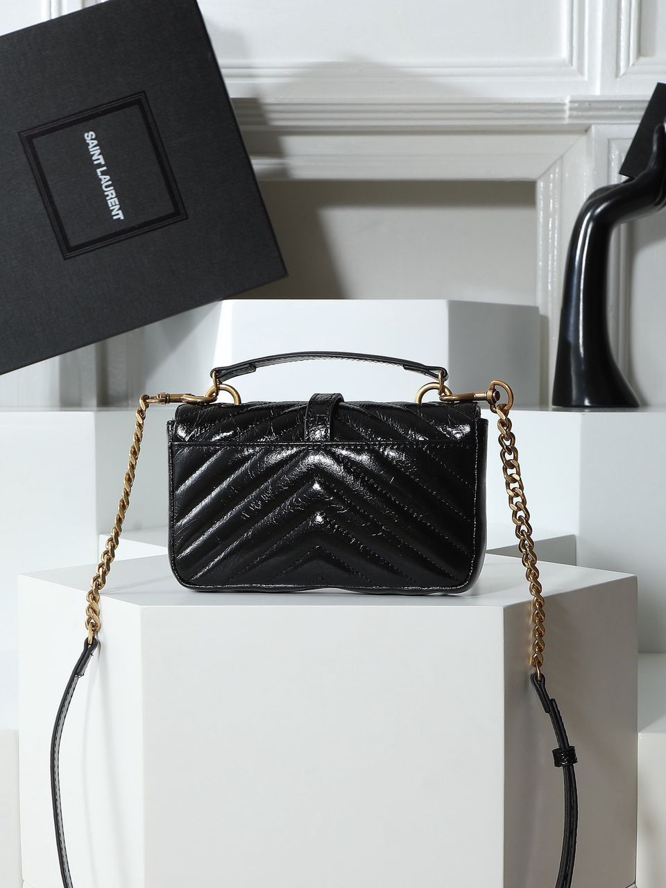 Waxed leather chain messenger bag 20*13*3cm