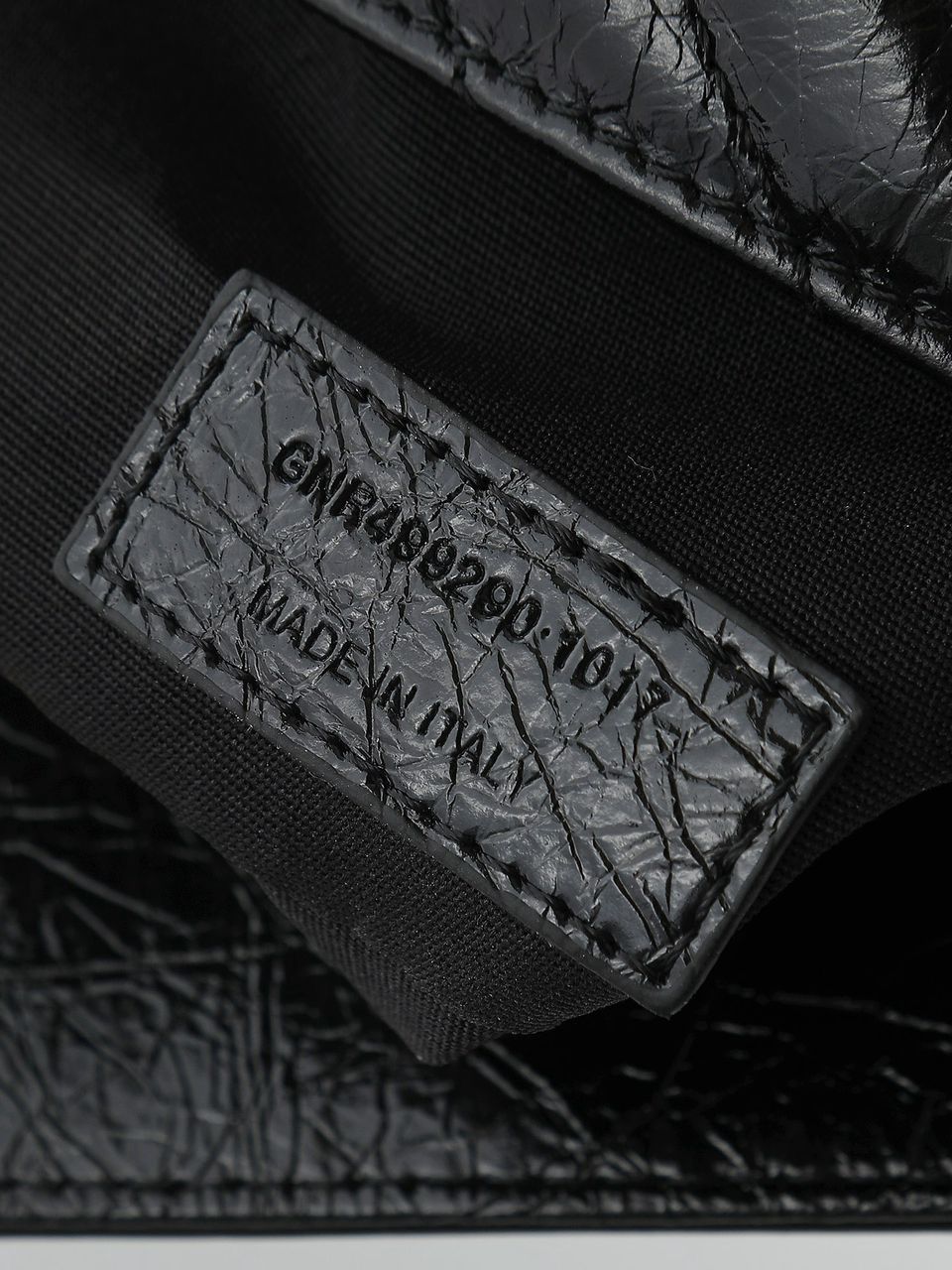 Waxed leather chain messenger bag 20*13*3cm