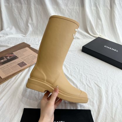 C style vintage rain boots