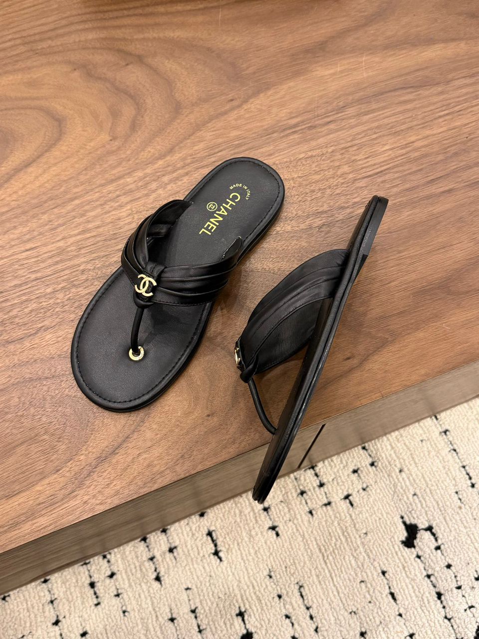 Flip-flops 35-41