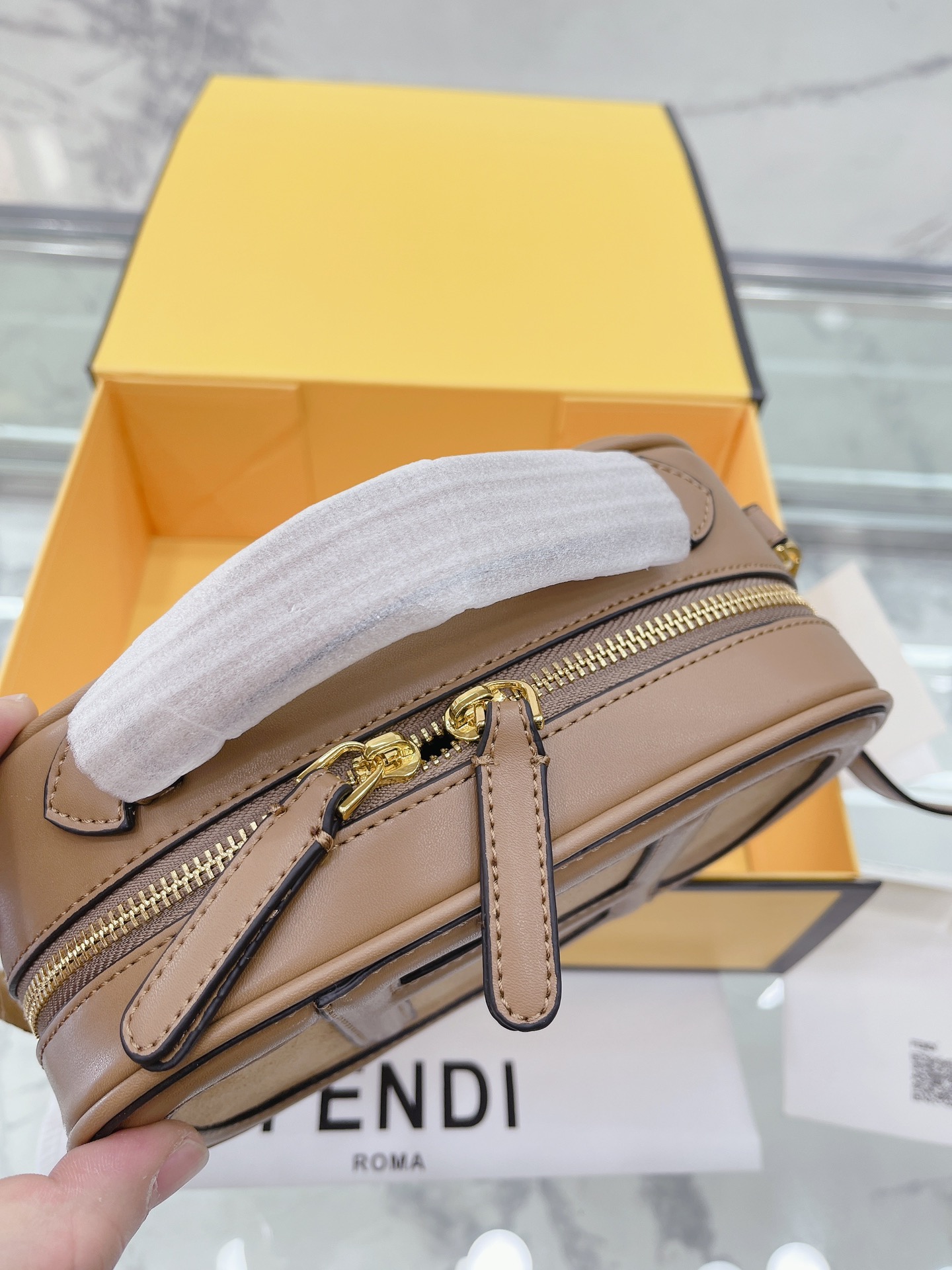 F style Camera Case Shoulder Bags-Luxeon