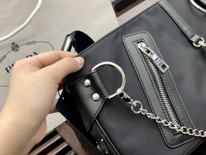 P style Vintage Shouder Bags-Luxeon