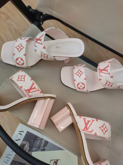 c 2023 spring and summer new plum blossom heel embossed sandals-Luxeon