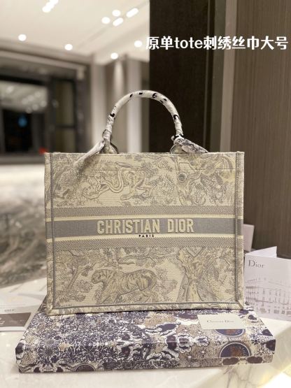 D style Book Tote Classic Handbags-Luxeon