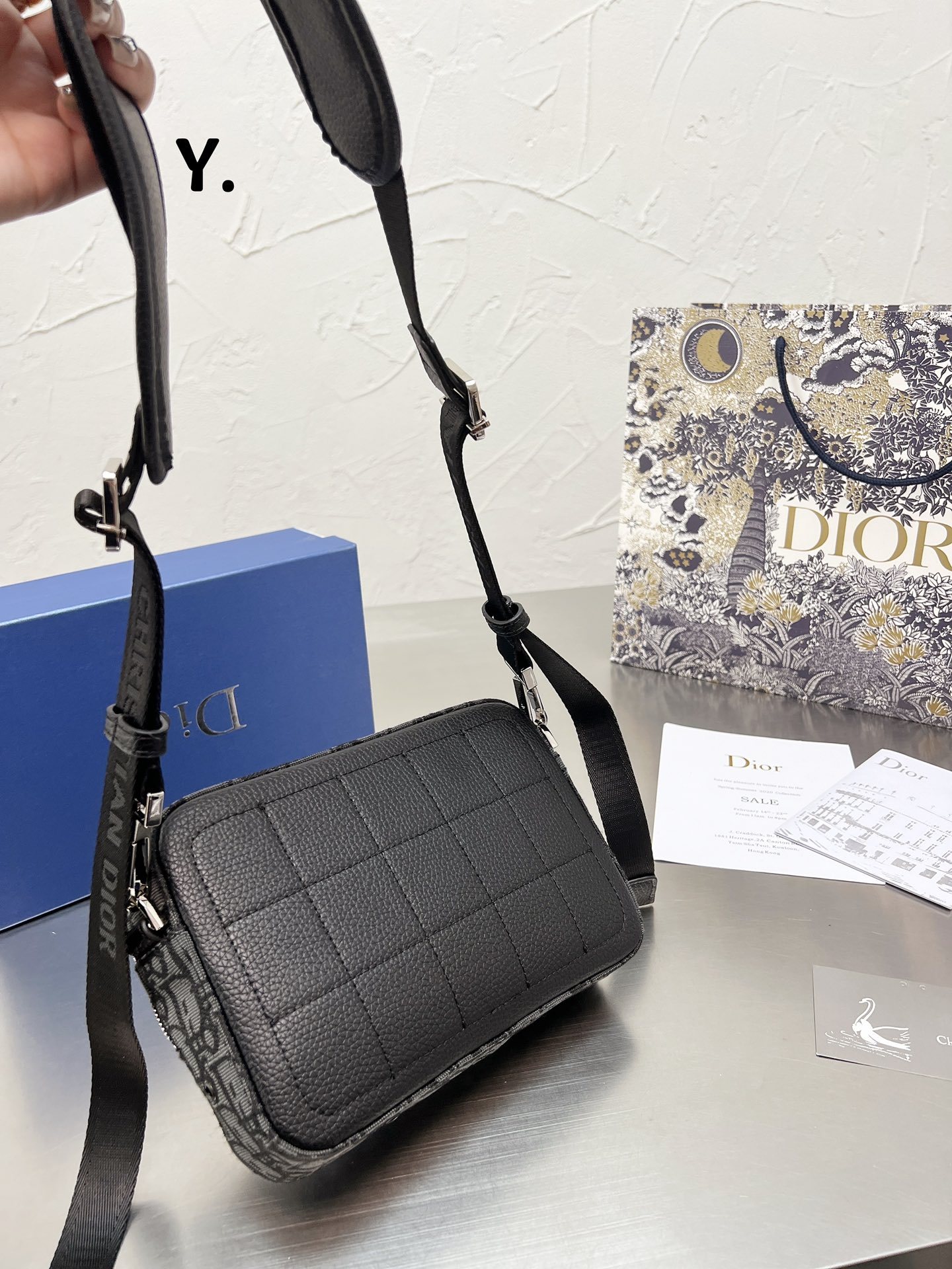 D style homme classic camera bags-Luxeon