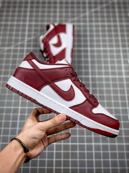 . SB Dunk Low "UNLV" sneakers-Luxeon