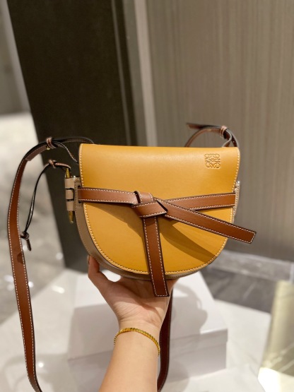 L style Gate Bag Saddle Bag Crossbody Bag-Luxeon