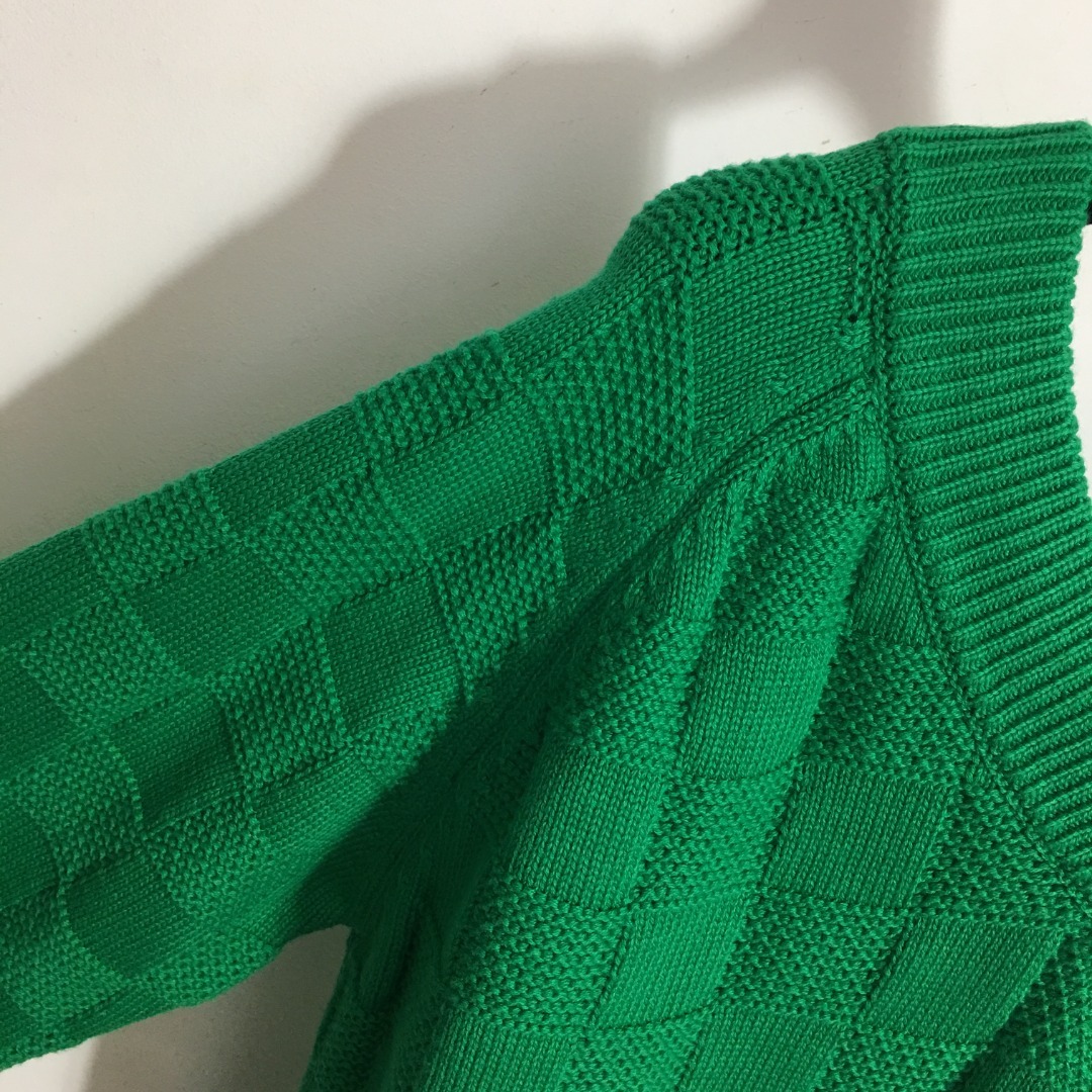 BV Wide neck weaved long sleeve sweater-Luxeon