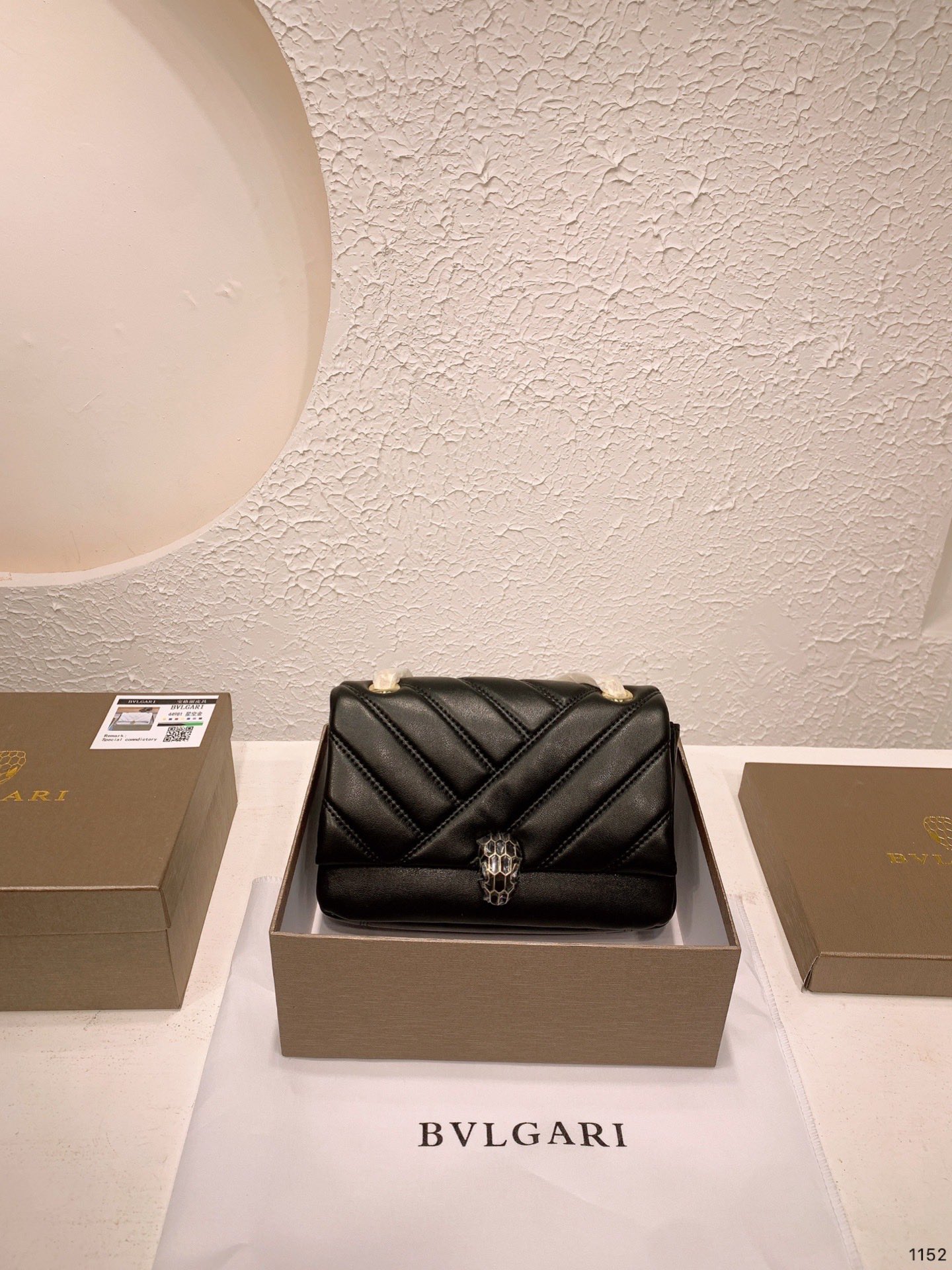 BVLGARI Shoulder Bags Classic-Luxeon