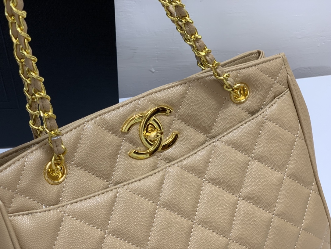 C style vintage handbag-Luxeon