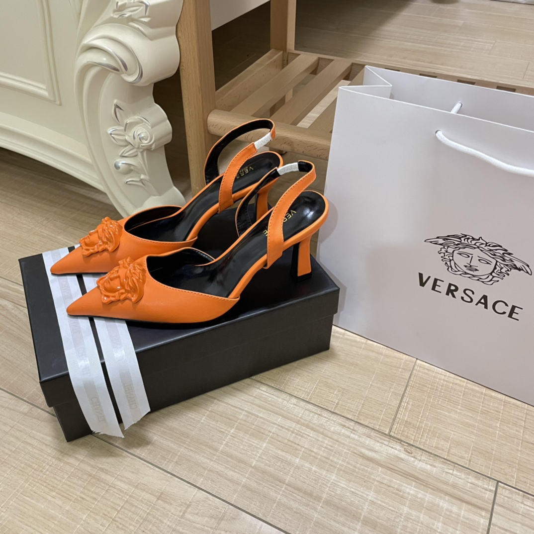 Versace pointed toe pumps-Luxeon