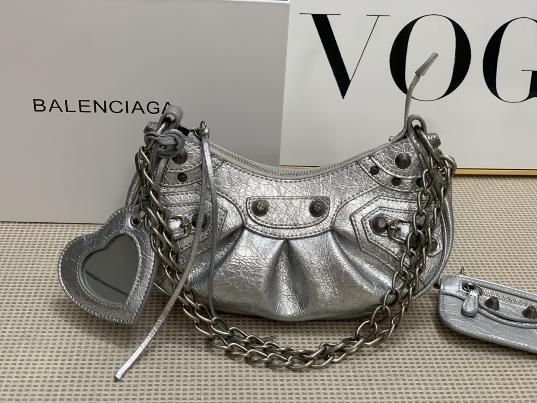 B style cagole handbag-Luxeon
