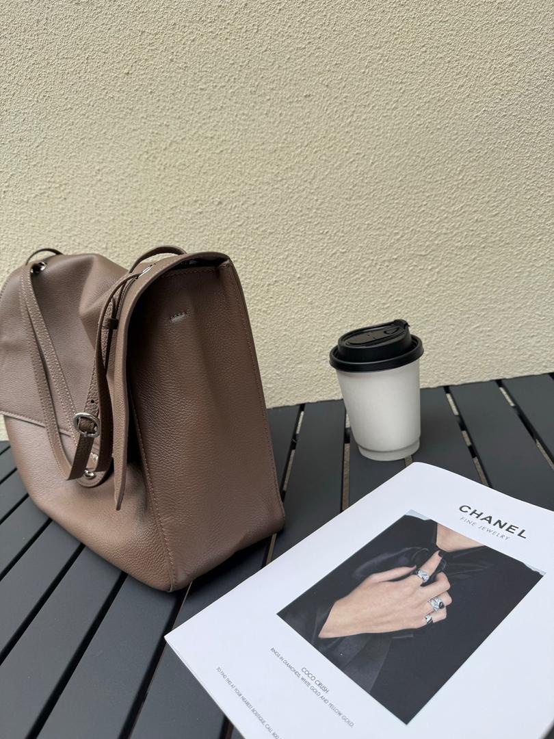 handbag 32*10*19.5cm