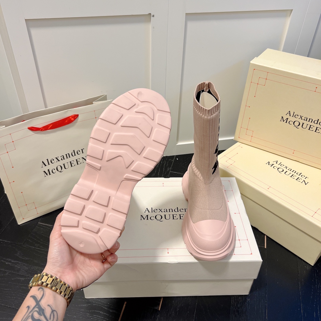Alexander McQueen women sneakers sock boots-Luxeon