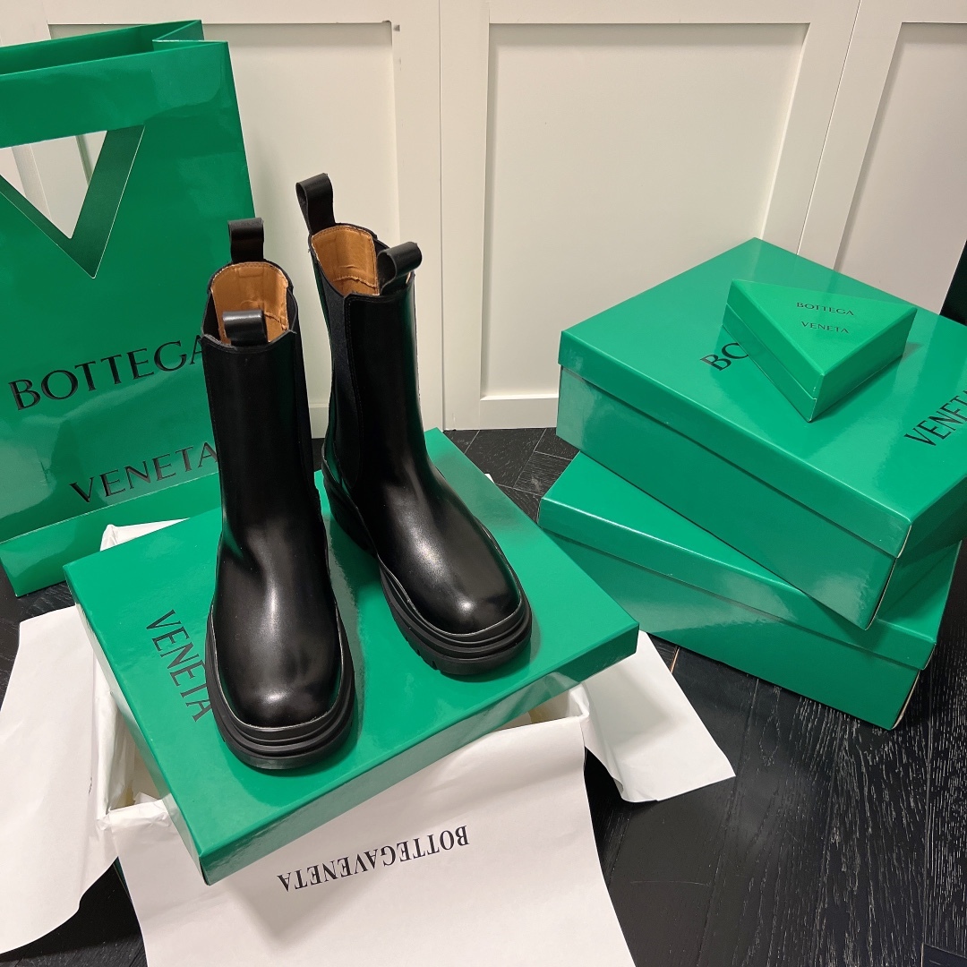 Bottega Venet mid-calf heeled boots-Luxeon