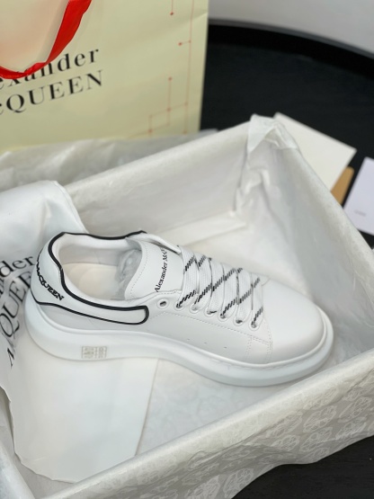 Alexander Mc QUEEN  women sneakers casual shoes-Luxeon