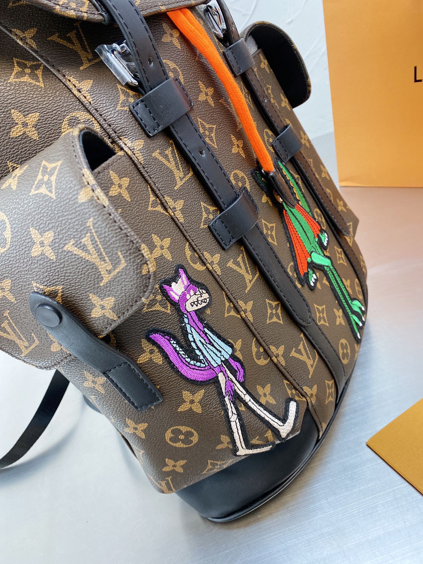 L style bag Backpack For Unisex-Luxeon