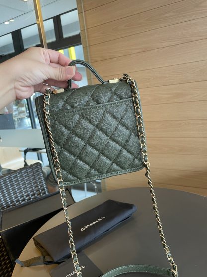 C style 22k handbag-Luxeon
