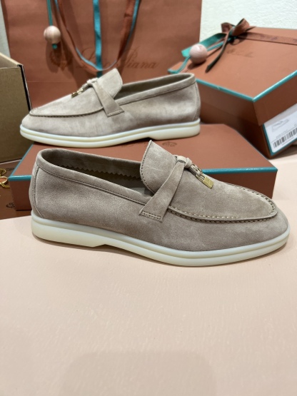 Casual loafers