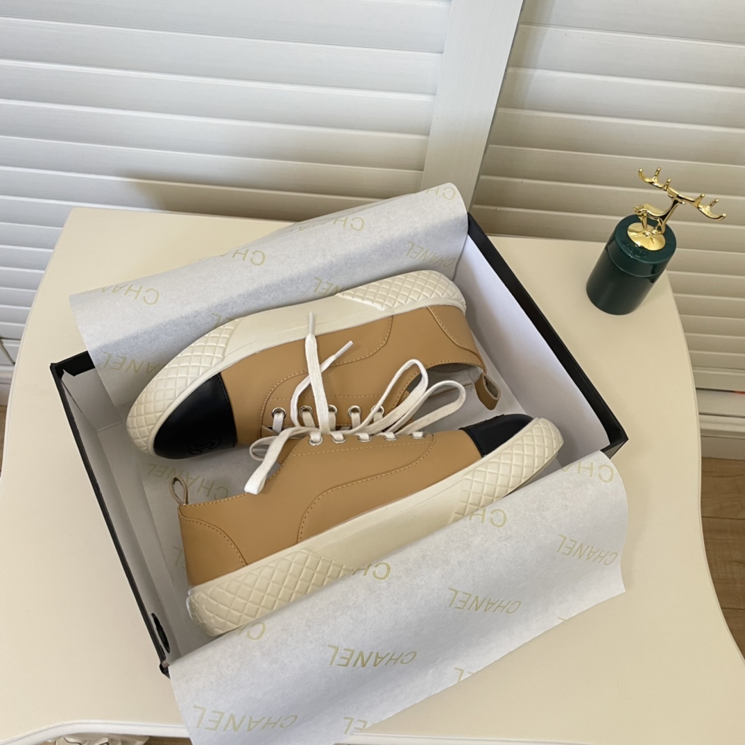 C style Women Lace Up Flat Sneakers-Luxeon