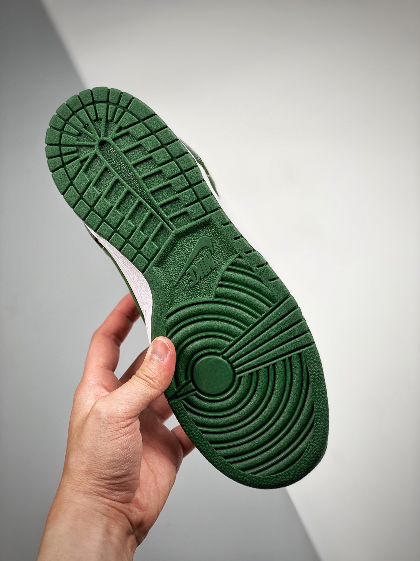 . SB Dunk Low "UNLV" sneakers-Luxeon