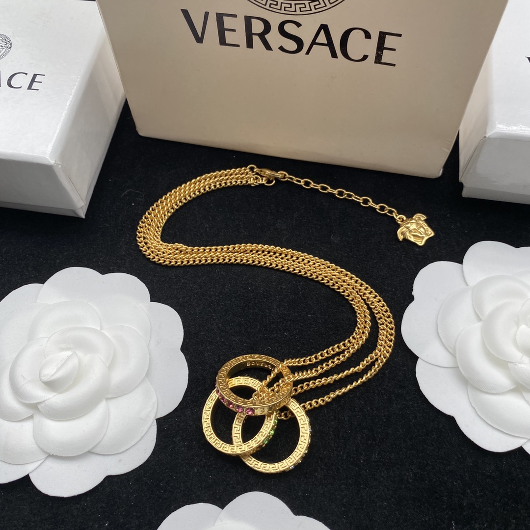 Versace Fashion New Necklace-Luxeon